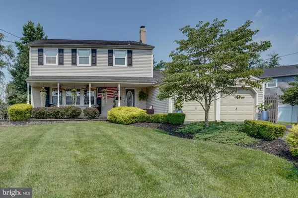 4 SADDLE LN, Cherry Hill, NJ 08002