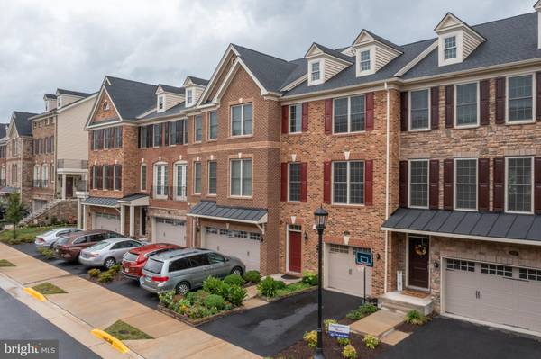 Chantilly, VA 20152,42624 LISBURN CHASE TER