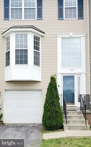 1923 CROSSING STONE CT, Frederick, MD 21702