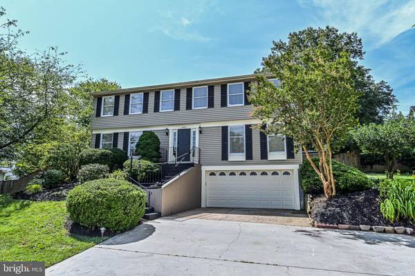 8407 PAIGE GLEN AVE, Springfield, VA 22152