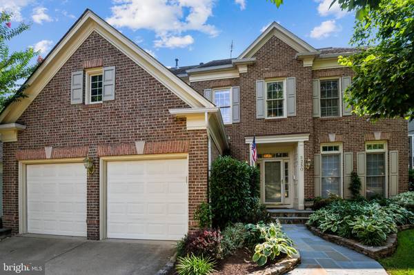 5250 WINTER VIEW DR, Alexandria, VA 22312