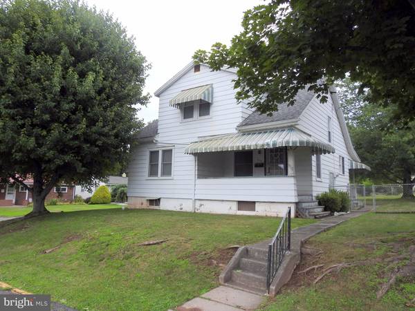 910 CHURCH ST, Millersburg, PA 17061