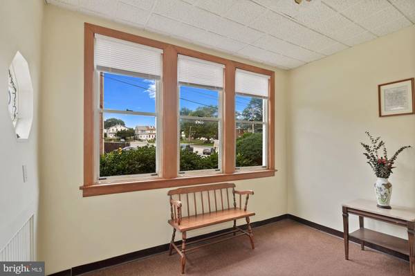 Glenolden, PA 19036,28 LAMONT AVE