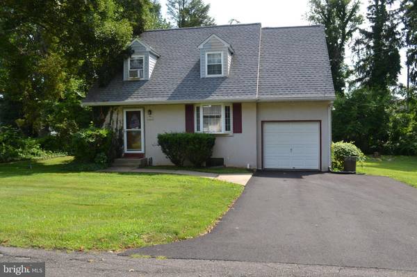 32 PARK LN, Feasterville Trevose, PA 19053