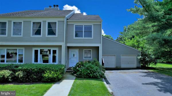 101 KNOLL WAY, Rocky Hill, NJ 08553