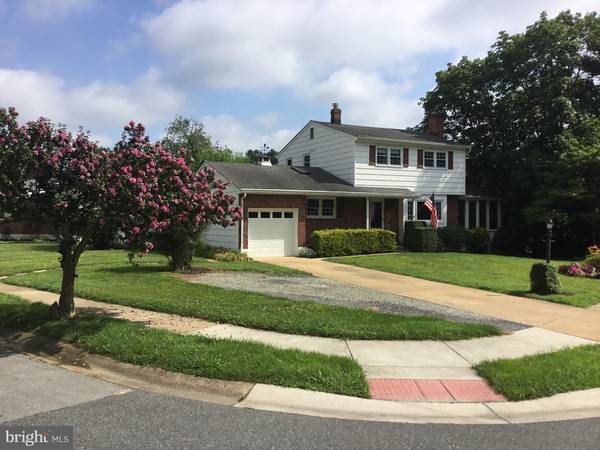 80 SPRINGLAKE DR, Newark, DE 19711