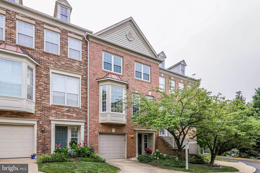 39 ARELL CT, Alexandria, VA 22304