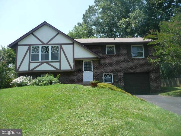 878 EUCLID AVE, Warrington, PA 18976