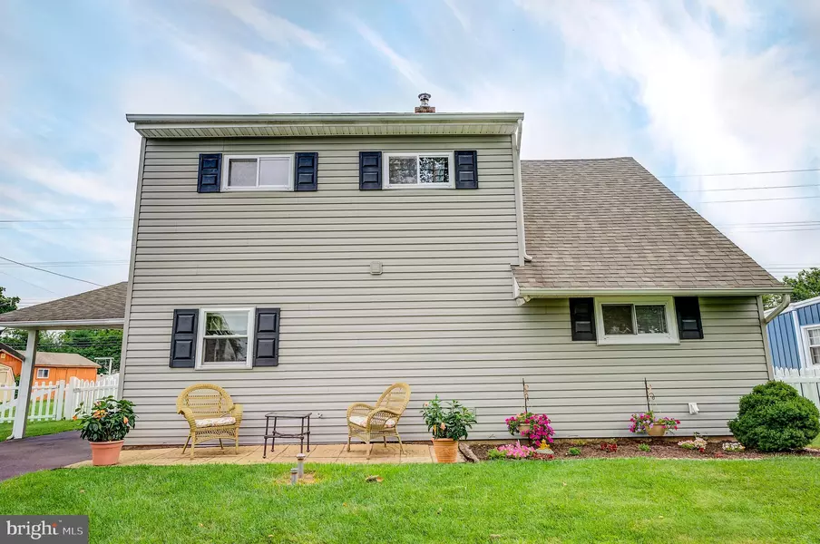 43 CRABTREE DR, Levittown, PA 19055