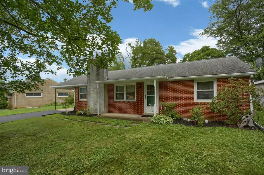 705 HIGHLAND AVE, Mount Holly Springs, PA 17065