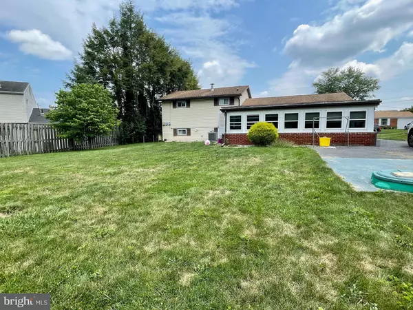 Mechanicsburg, PA 17055,209 LINDA DR