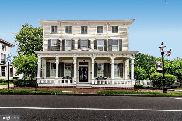 38 MAIN ST, Southampton, NJ 08088