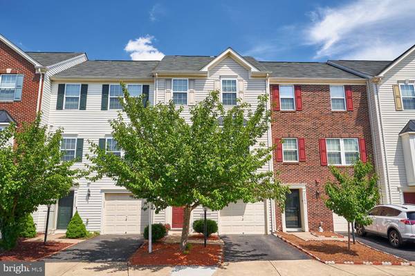 25304 GOTHIC SQ, Chantilly, VA 20152