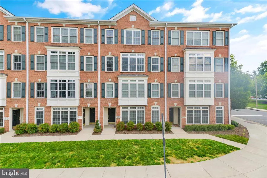 4507 WHITTEMORE PL #1732, Fairfax, VA 22030