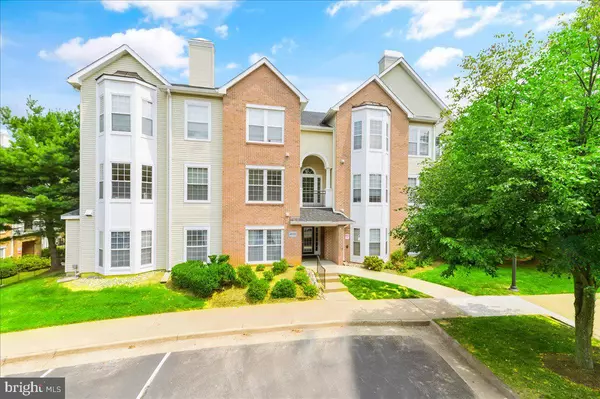 Fairfax, VA 22030,4131 FOUNTAINSIDE LN #303