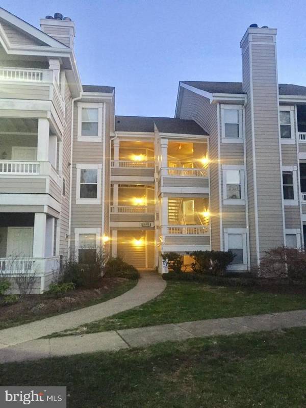 14325 CLIMBING ROSE WAY #102, Centreville, VA 20121