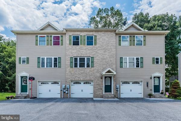 6-B ORANGE ST, Mount Holly Springs, PA 17065