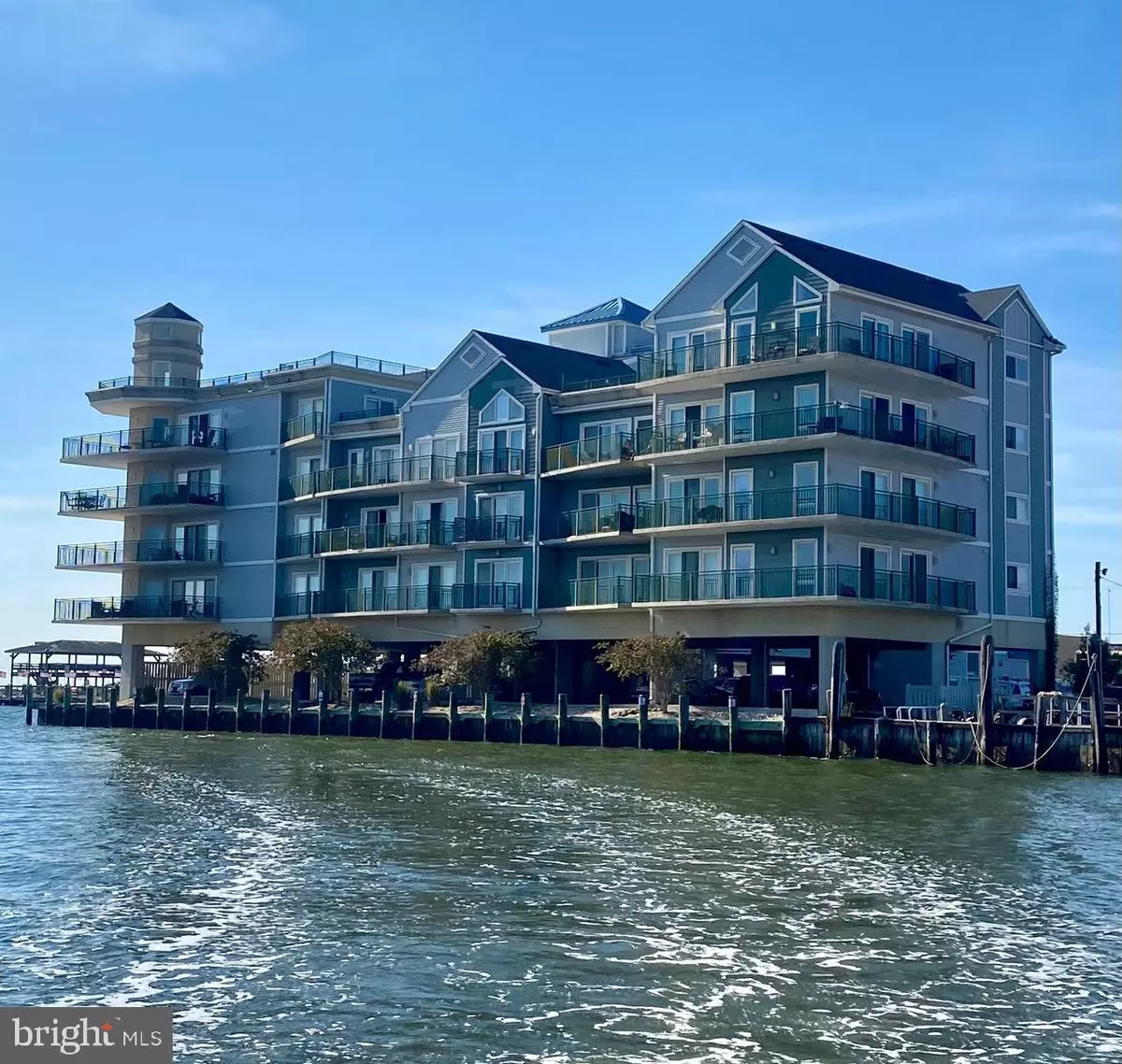 Crisfield, MD 21817,1 DOCK ST #405