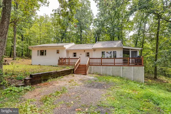 Hedgesville, WV 25427,160 MIGHTY OAK