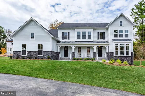 Falls Church, VA 22043,2040 GREAT FALLS ST