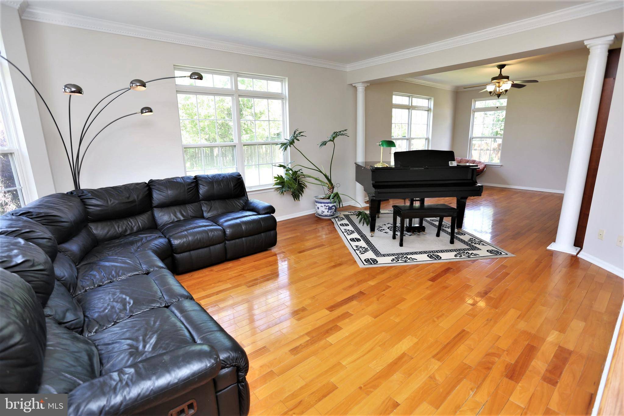 Plainsboro, NJ 08536,12 BARLOW CT