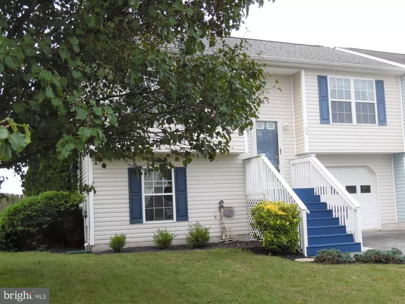 33 ROBINDALE DR, Emmitsburg, MD 21727