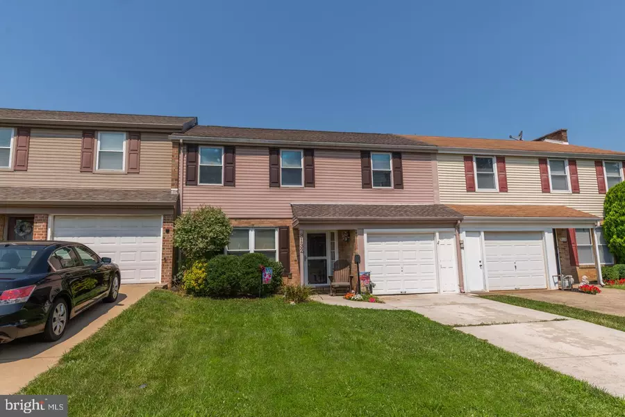 3132 BENJAMIN RUSH CT, Bensalem, PA 19020