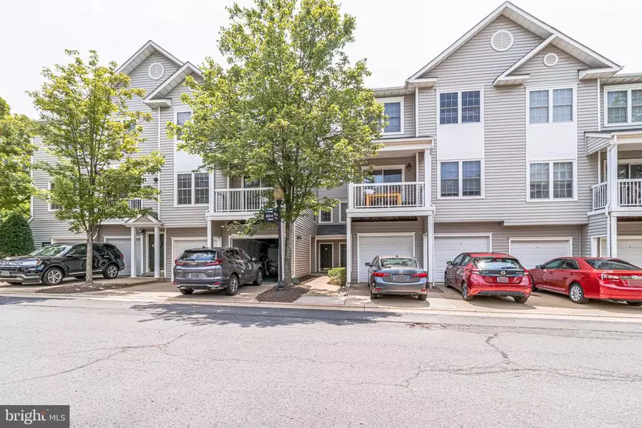 4614 SUPERIOR SQ #4614, Fairfax, VA 22033