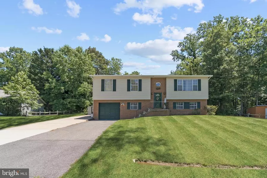 12241 WENDY LN, Waldorf, MD 20601