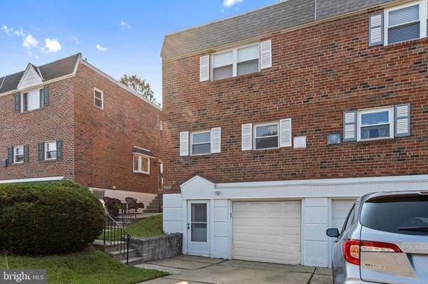 8507 BRIDLE RD, Philadelphia, PA 19111