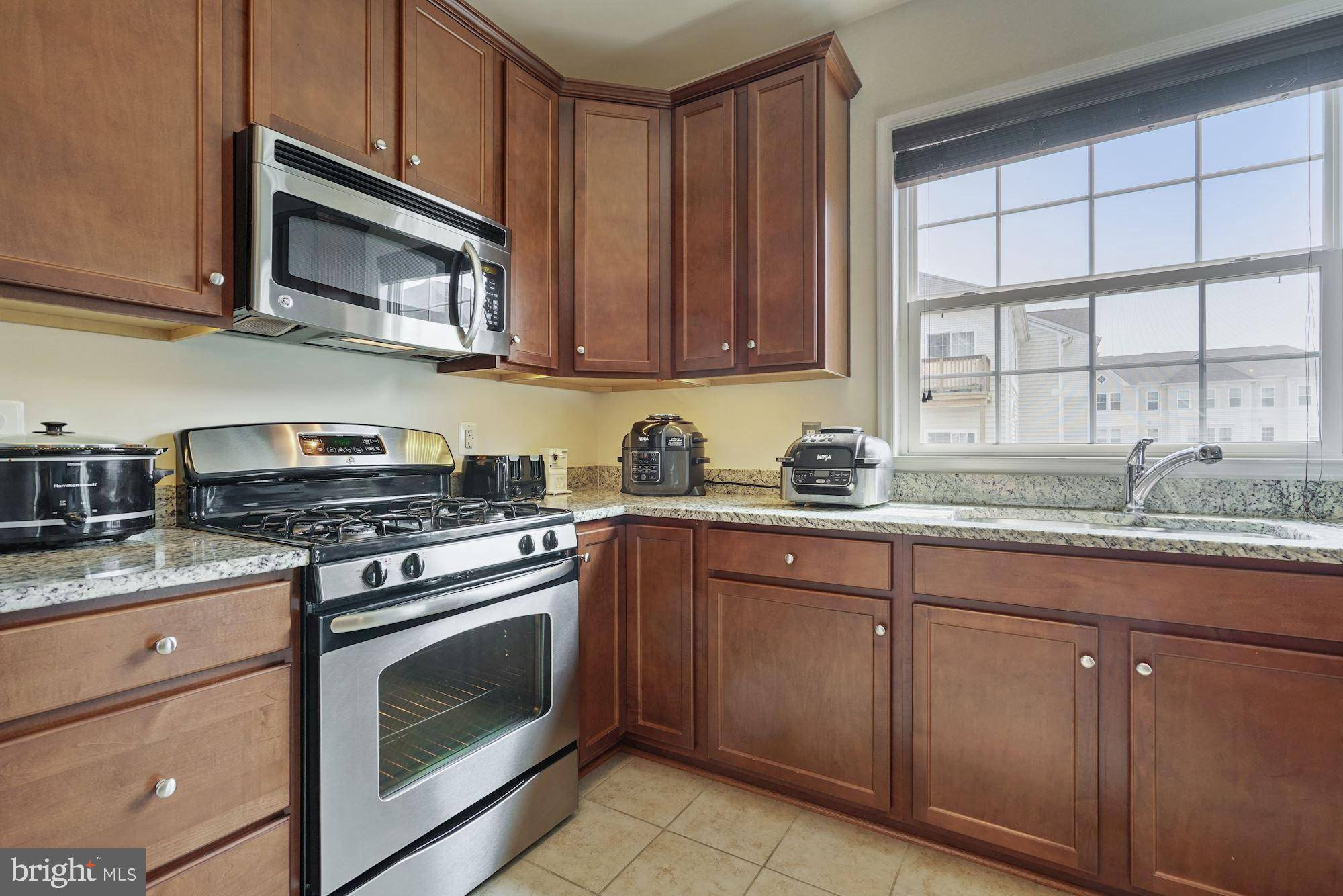 Aldie, VA 20105,24654 BYRNE MEADOW SQ