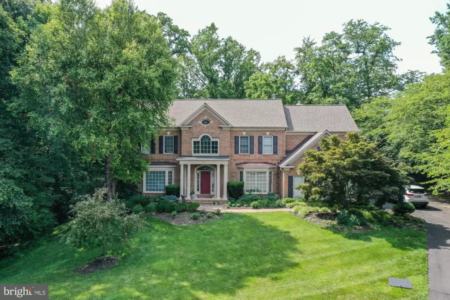 11700 SADDLE CRESCENT CIR, Oakton, VA 22124