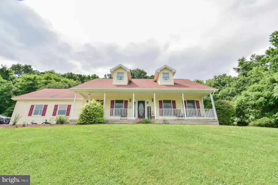 789 BUTLERS CHAPEL RD, Martinsburg, WV 25403