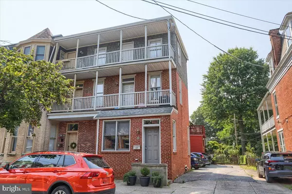 215 KELKER ST, Harrisburg, PA 17102