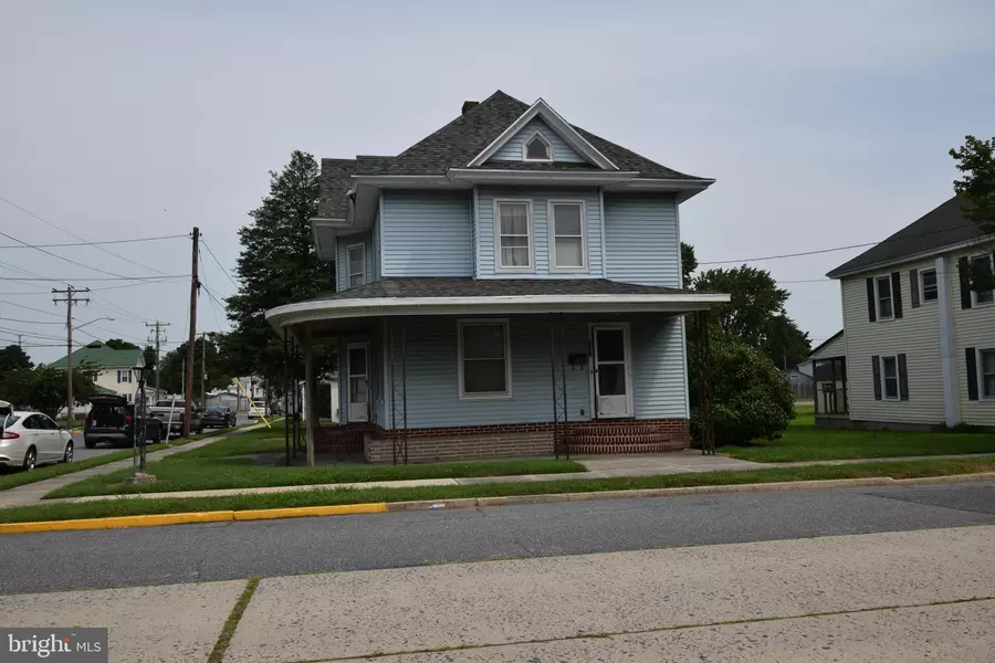 312 WALNUT ST, Bridgeville, DE 19933