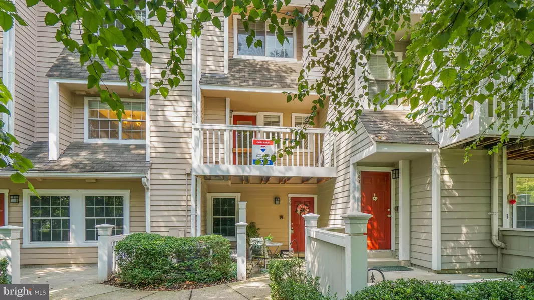 5704 CHAPMAN MILL DR #350, North Bethesda, MD 20852