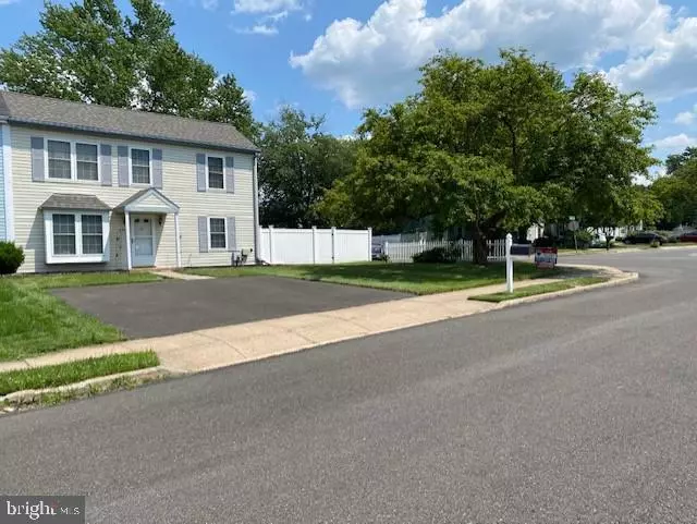 2933 KINSMAN CT, Bensalem, PA 19020