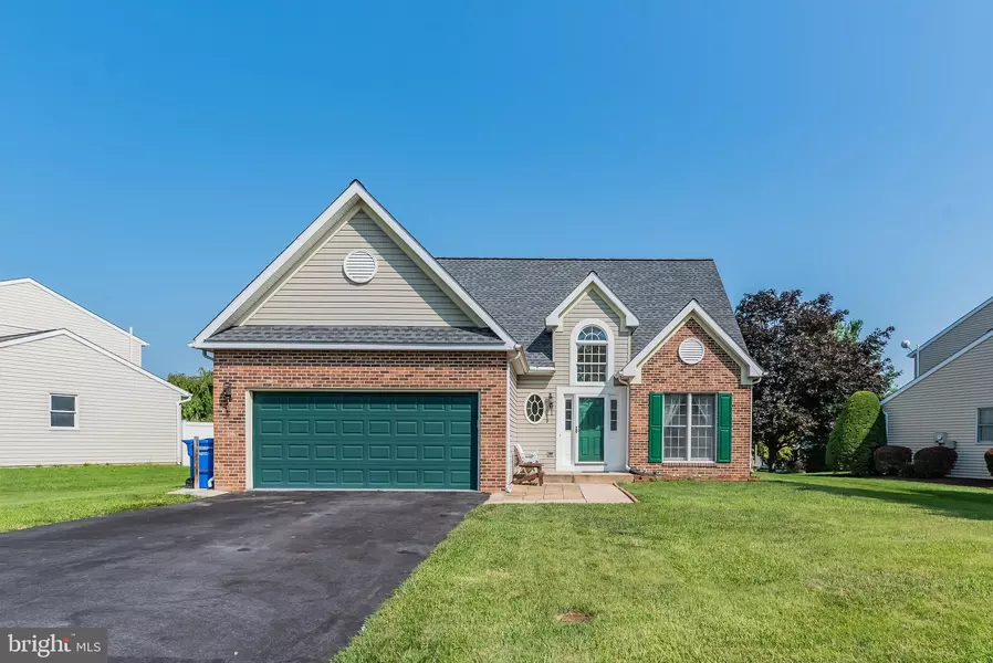 42 WHITE OAK BLVD, Mechanicsburg, PA 17050