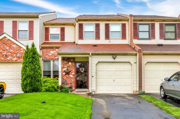 206 PARKVIEW WAY, Newtown, PA 18940