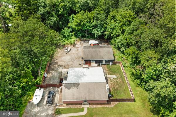 Boothwyn, PA 19061,742 MEETINGHOUSE