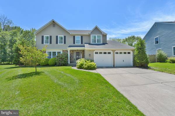 8 CABOT CT, Marlton, NJ 08053