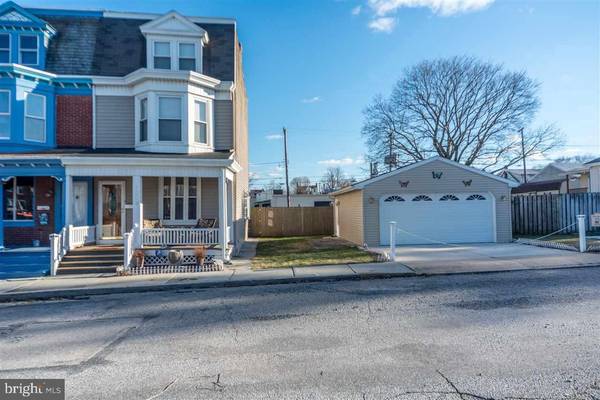 1006 W LOCUST ST, York, PA 17404