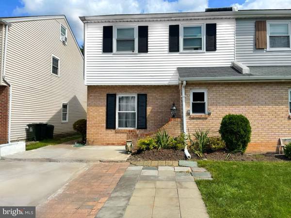 4 TIERNEY CT, Quakertown, PA 18951