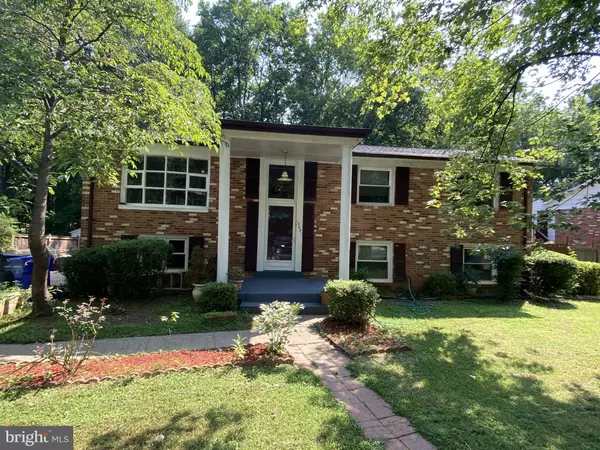 13431 KINGSMAN RD, Woodbridge, VA 22193