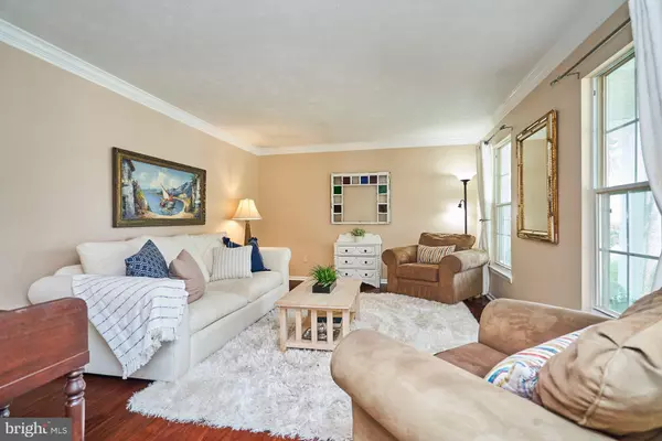 Ashburn, VA 20147,43973 MAIDEN CREEK CT