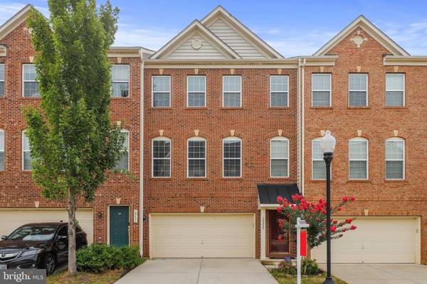 10233 FOUNTAIN CIR, Manassas, VA 20110