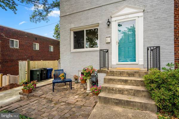 132 CAMBRIDGE RD, Alexandria, VA 22314