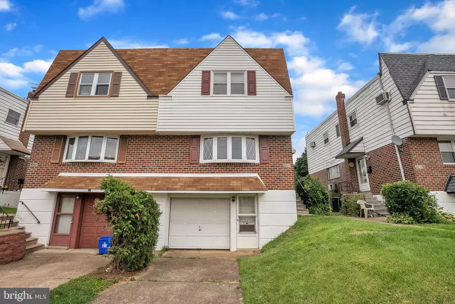 9050 REVERE, Philadelphia, PA 19152