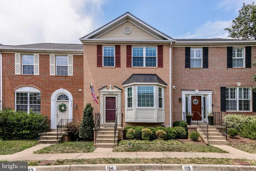 7482 DIGBY GRN, Alexandria, VA 22315