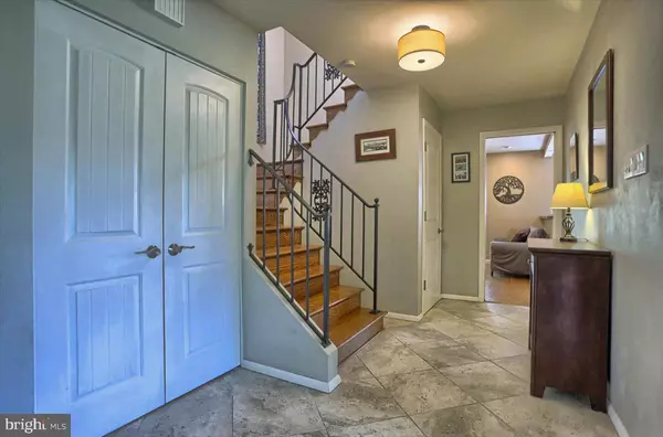 Harrisburg, PA 17112,2102 SYCAMORE DR